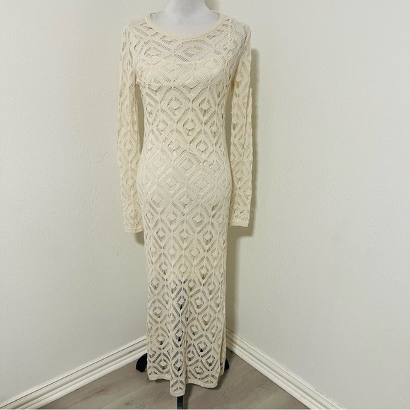 Freshman Small Women Crochet Line Cream Long Sleeve Sheath Dress Resort Wear NWT - Picture 1 of 12